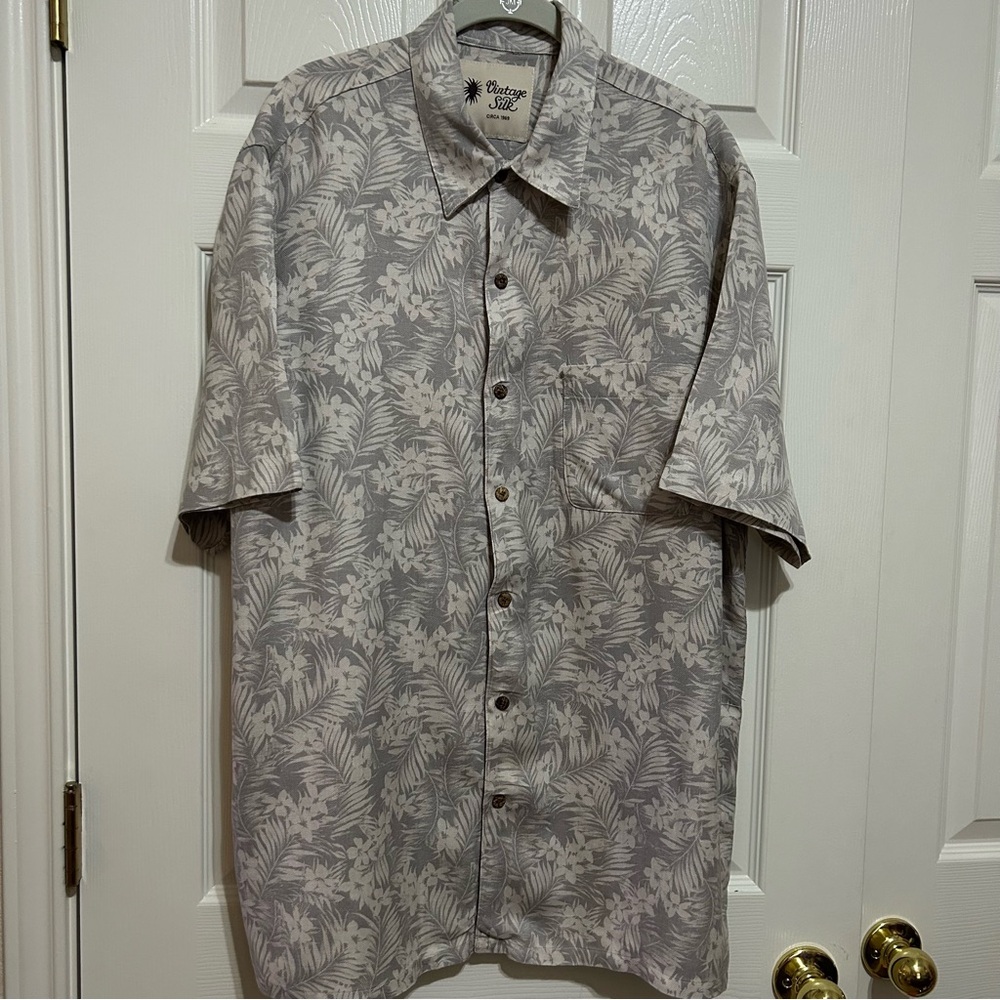 Vintage Silk Gray Short Sleeve Shirt